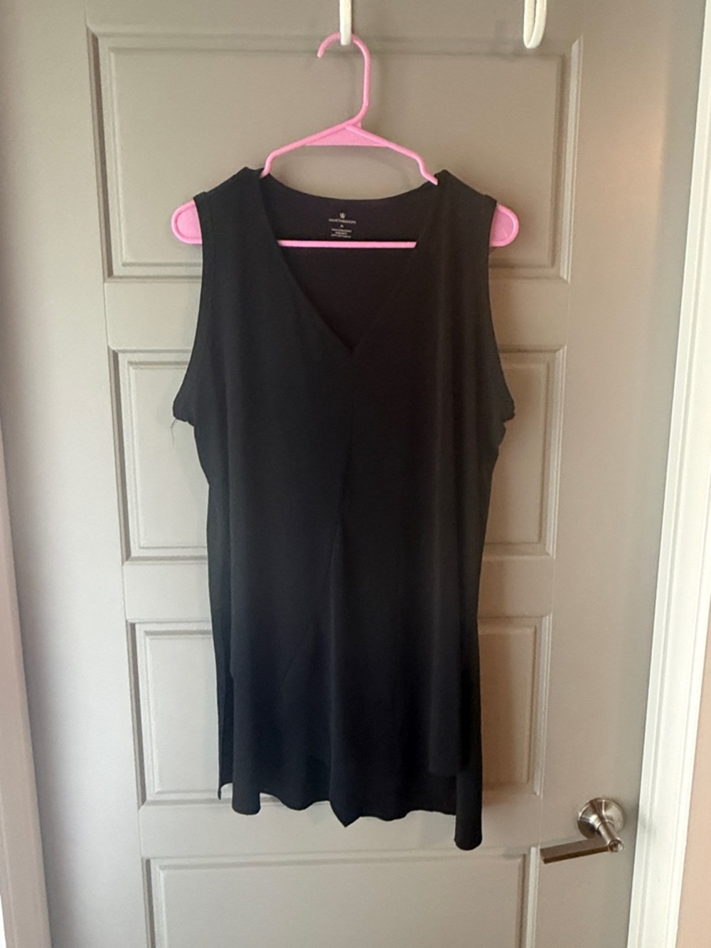Sleeveless Black V-Neck Women's Top